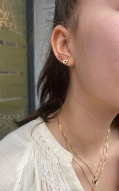 Ørepynt hjerte i 750 gult gull med diamanter - Bilde 3