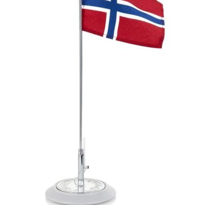 Flaggstang “Eventyr” med tre og porselensfot fra EIK barn™